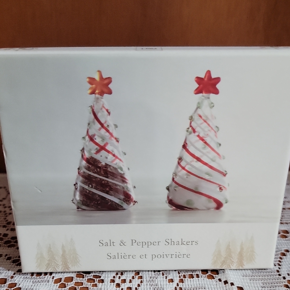 Pier 1 Festive Glass Christmas Tree Salt & Pepper Shakers - Red and White